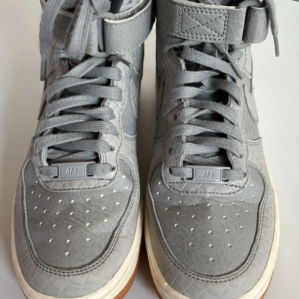 Nike AF1 Hi Premium croc embossed gray high top sneaker lace up velcro ankle